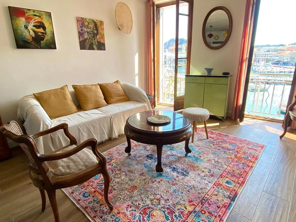 Le Cosy Vip, Un Balcon Face Au Vieux Port Apartman La Ciotat 0*,  Franciaország