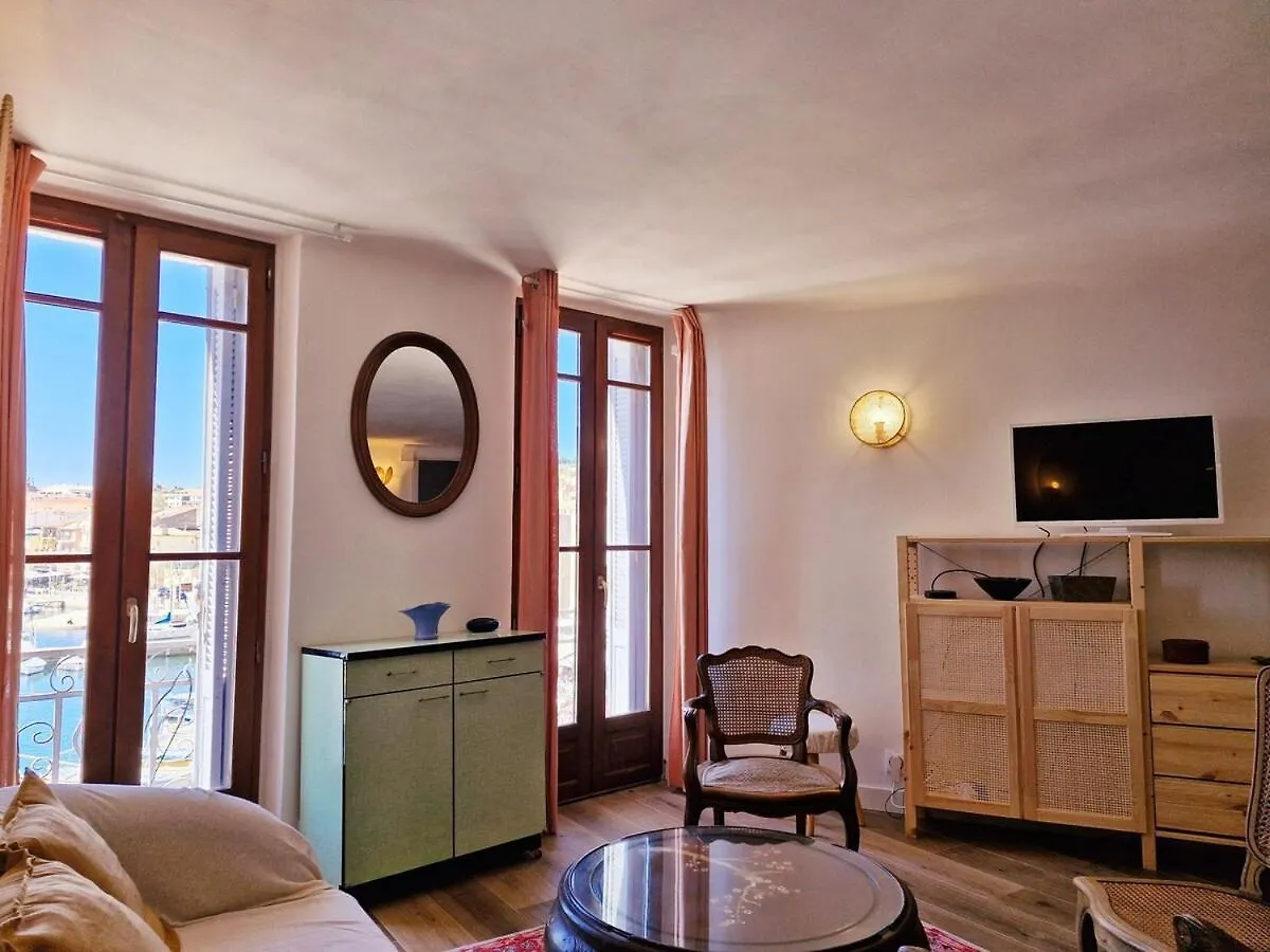 Le Cosy Vip, Un Balcon Face Au Vieux Port Apartman La Ciotat 0*,  Franciaország