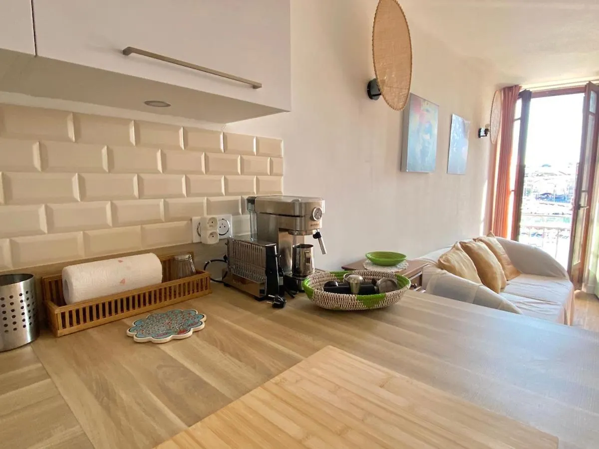Le Cosy Vip, Un Balcon Face Au Vieux Port Apartment La Ciotat France