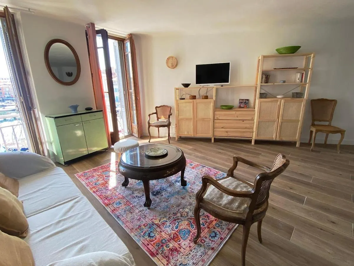 Le Cosy Vip, Un Balcon Face Au Vieux Port Apartment La Ciotat France
