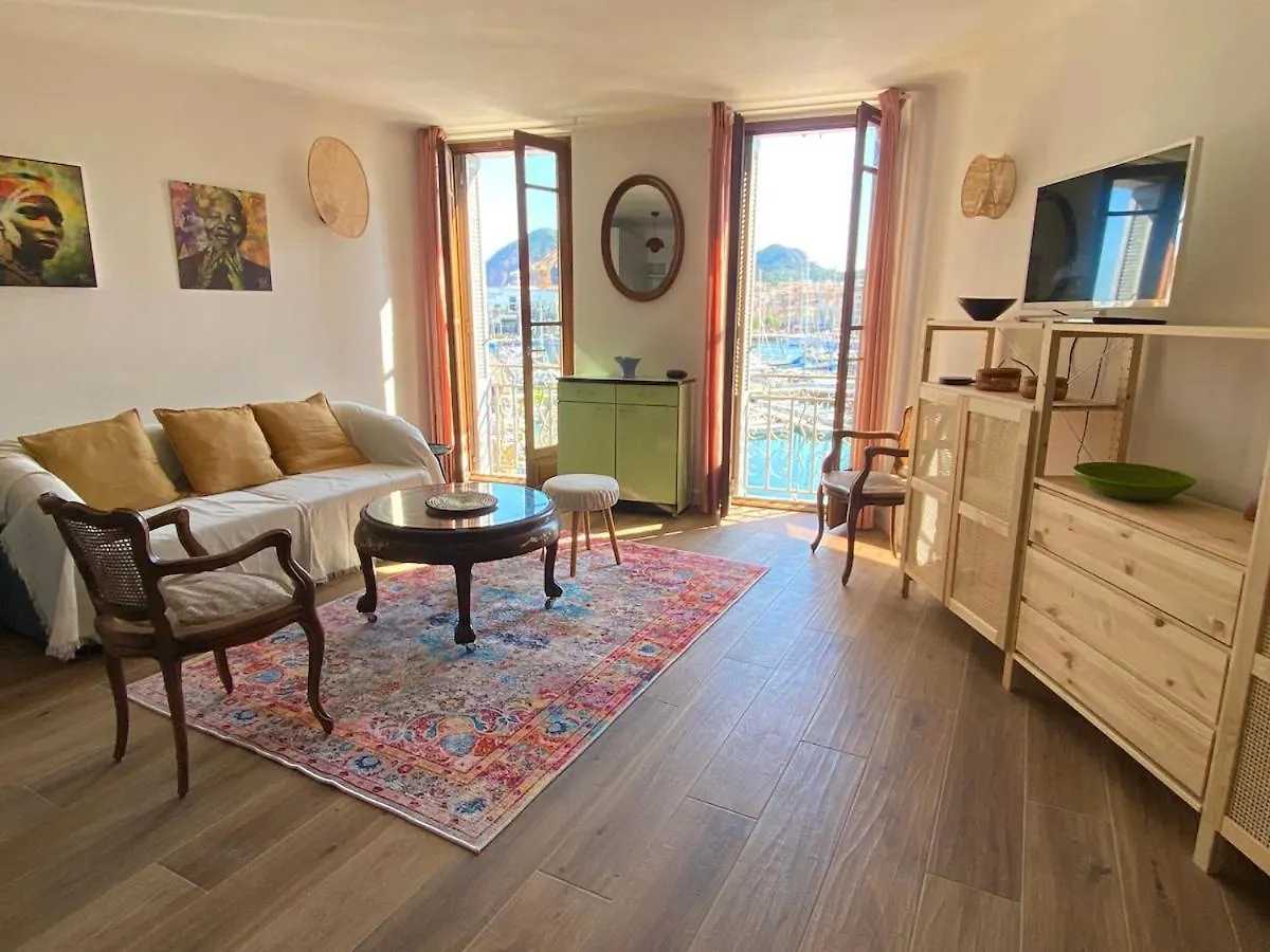 Le Cosy Vip, Un Balcon Face Au Vieux Port Apartment La Ciotat