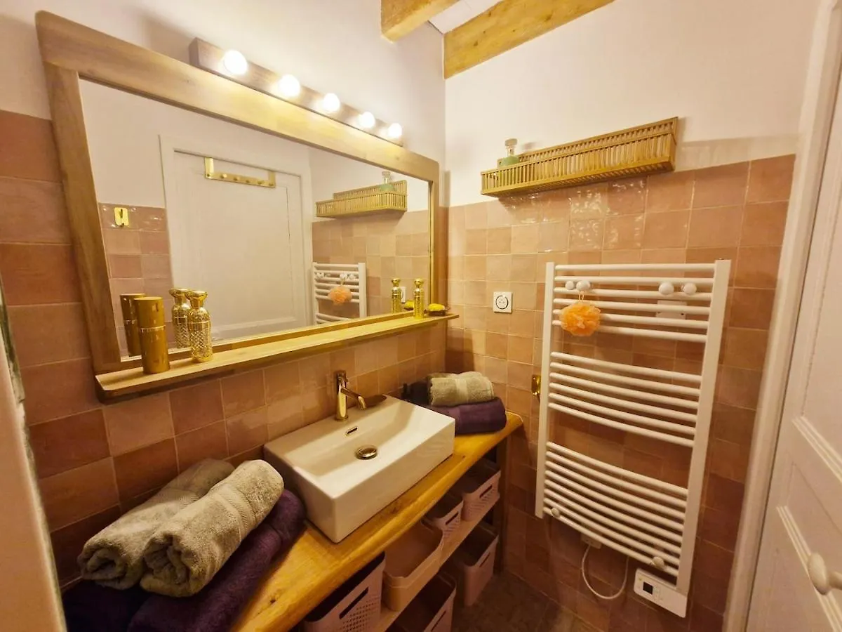 Le Cosy Vip, Un Balcon Face Au Vieux Port Apartment La Ciotat 0*,  France