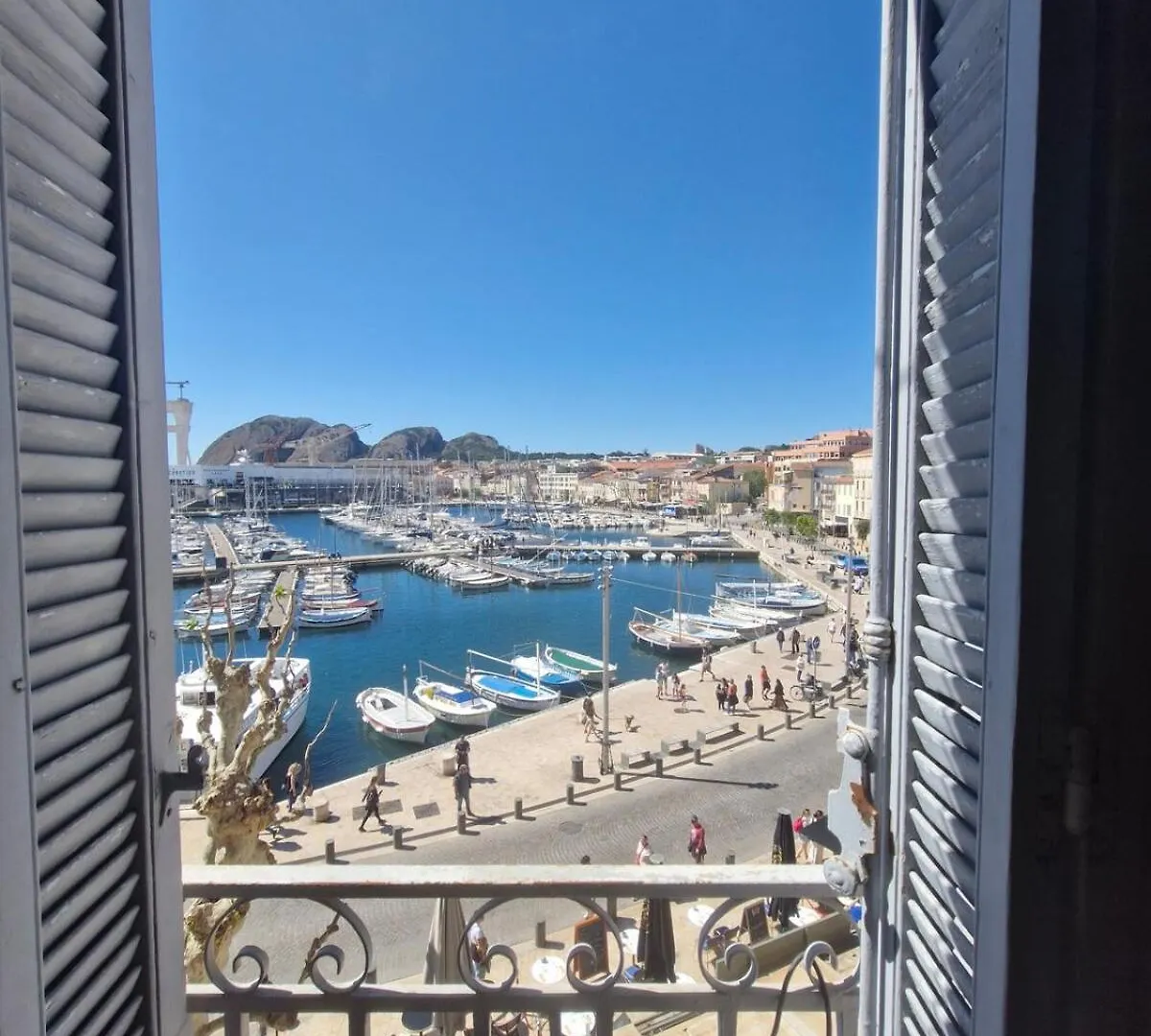 Le Cosy Vip, Un Balcon Face Au Vieux Port Apartment La Ciotat